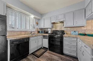 2905 Lake Shore Dr, Waco, TX 76708 - Photo 11