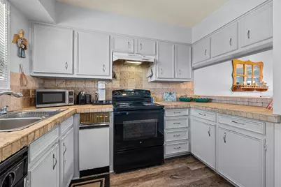 2905 Lake Shore Drive #204, Waco, TX 76708 - Photo 13