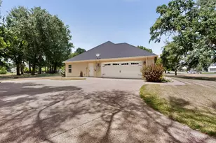 108 Cape Shore Dr, Mabank, TX 75143 - Photo 37