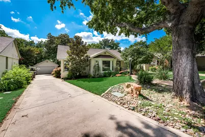 2536 Walsh Court, Fort Worth, TX 76109 - Photo 3