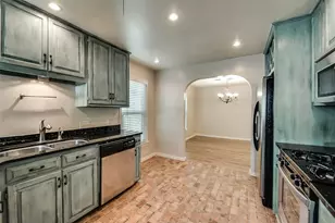 2536 Walsh Ct, Fort Worth, TX 76109 - Photo 13