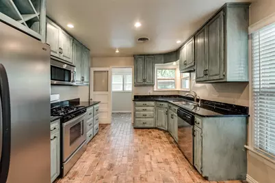 2536 Walsh Court, Fort Worth, TX 76109 - Photo 11
