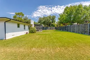 10206 Sherbrook Ln, Dallas, TX 75229 - Photo 31