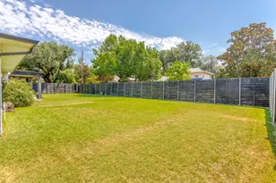 10206 Sherbrook Ln, Dallas, TX 75229 - Photo 33