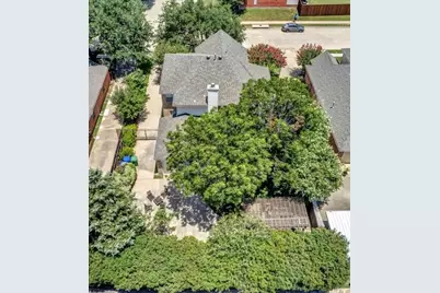 1300 Yellowstone Lane, Carrollton, TX 75006 - Photo 5