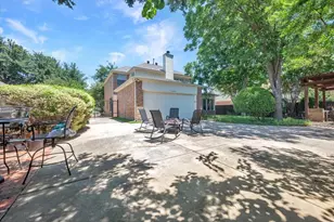 1300 Yellowstone Ln, Carrollton, TX 75006 - Photo 35