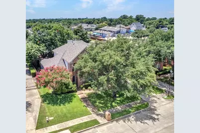 1300 Yellowstone Lane, Carrollton, TX 75006 - Photo 3