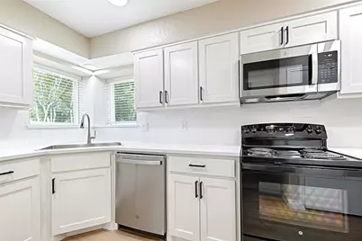 1610 Belltower Court, Lewisville, TX 75067 - Photo 5