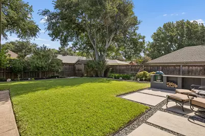 8839 Kingsley Road, Dallas, TX 75231 - Photo 33