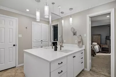 8839 Kingsley Road, Dallas, TX 75231 - Photo 21