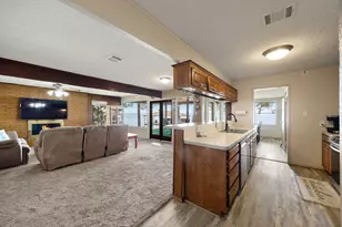 521 Nob Hill Ln, Seven Points, TX 75143 - Photo 13