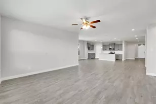 1012 Southwark Dr, Fort Worth, TX 76247 - Photo 11