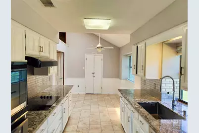 2110 Teton, Carrollton, TX 75006 - Photo 3