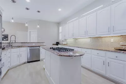 7611 Sweetgum Drive, Irving, TX 75063 - Photo 19