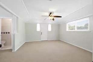 1425 Vicki Ln, Cedar Hill, TX 75104 - Photo 13