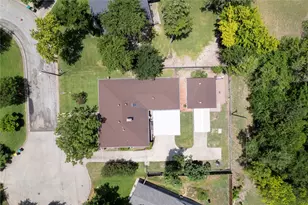1425 Vicki Ln, Cedar Hill, TX 75104 - Photo 31