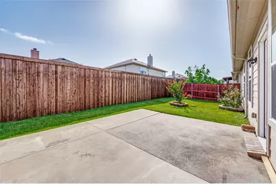 14608 Crystal Lake Drive, Little Elm, TX 75068 - Photo 23