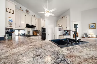 215 Sioux Drive, Waxahachie, TX 75165 - Photo 7