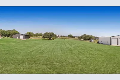 1005 Paradise Parkway, Poolville, TX 76487 - Photo 27