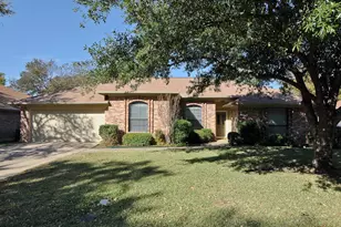 316 Bremen Dr, Hurst, TX 76054 - Photo 1
