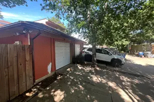 10204 Oak Terrace Cir, Dallas, TX 75227 - Photo 3