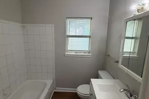 12136 Bellafonte Dr, Dallas, TX 75243 - Photo 7