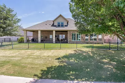 2021 Turnbury Court, Granbury, TX 76048 - Photo 37
