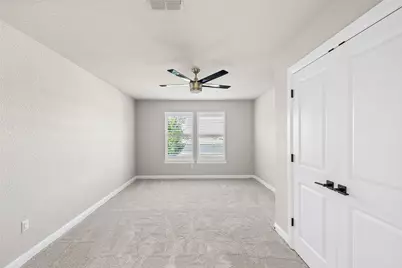 2021 Turnbury Court, Granbury, TX 76048 - Photo 33