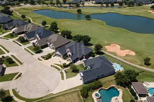 2021 Turnbury Ct, Granbury, TX 76048 - Photo 39