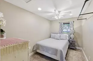 201 Rockett Ln, Pecan Hill, TX 75154 - Photo 17