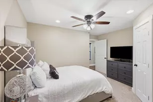 201 Rockett Ln, Pecan Hill, TX 75154 - Photo 13