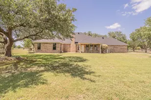 2305 Floyd Hampton Rd, Crowley, TX 76036 - Photo 35