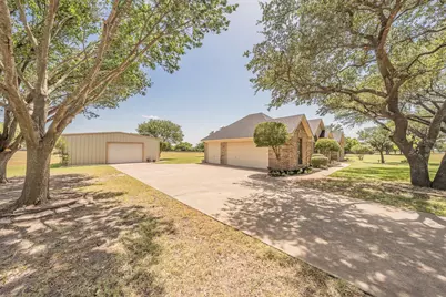 2305 Floyd Hampton Road, Crowley, TX 76036 - Photo 3