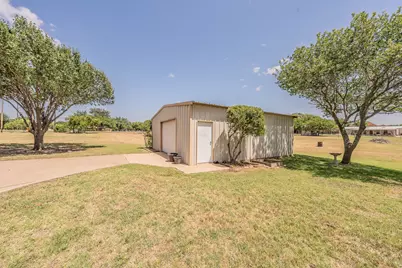 2305 Floyd Hampton Road, Crowley, TX 76036 - Photo 33