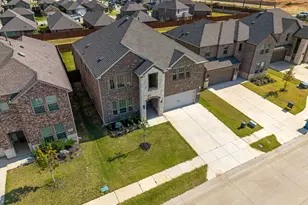 9812 Fall Brk Dr, Aubrey, TX 76227 - Photo 31