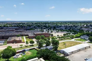 8006 Renee Dr, Arlington, TX 76001 - Photo 7