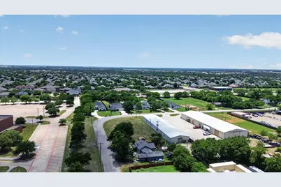 8006 Renee Drive, Arlington, TX 76001 - Photo 15