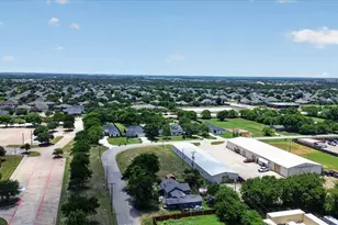 8006 Renee Dr, Arlington, TX 76001 - Photo 15