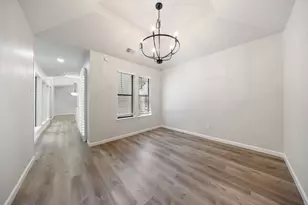 8857 Flint Falls Dr, Dallas, TX 75243 - Photo 17