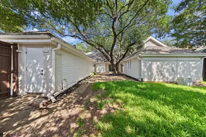 8557 Flint Falls Drive, Dallas, TX 75243 - Photo 33