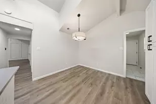 8557 Flint Falls Dr, Dallas, TX 75243 - Photo 15