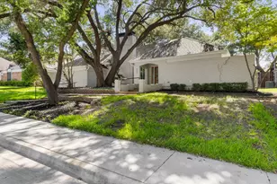 8857 Flint Falls Dr, Dallas, TX 75243 - Photo 3
