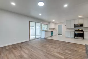 8507 Baumgarten Dr, Dallas, TX 75228 - Photo 7