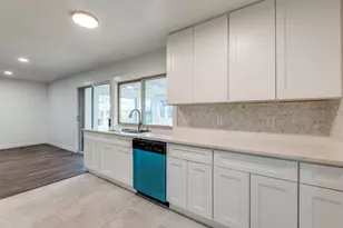 8507 Baumgarten Dr, Dallas, TX 75228 - Photo 9