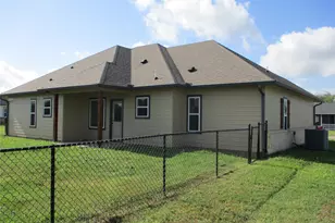 117 Mill St, Emory, TX 75440 - Photo 3