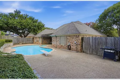 907 Hemphill Drive, Cleburne, TX 76033 - Photo 29