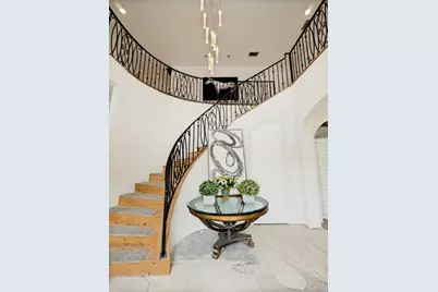 4 Kingsgate Court, Dallas, TX 75225 - Photo 3