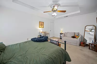 2010 S Arbor Rose Drive, Grand Prairie, TX 75050 - Photo 13