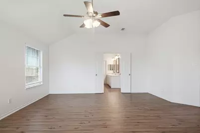 7840 Clover Leaf Drive, North Richland Hills, TX 76182 - Photo 37