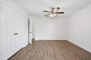 7840 Clover Leaf Dr, North Richland Hills, TX 76182 - Photo 27